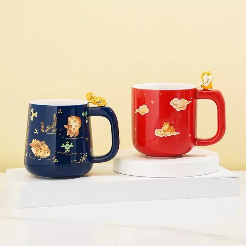 Beijing Palace Museum Palace Cat Mug Blessing Play Fish Pair Cup Couple Cup - Mugs - Porcelain Red