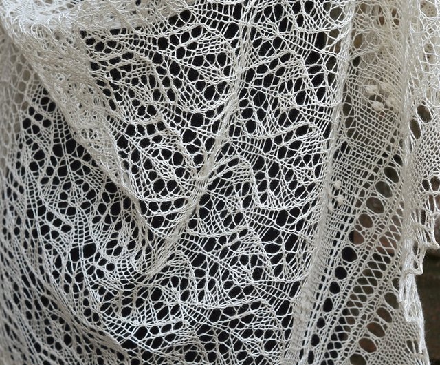 Ivory lace outlet shawl