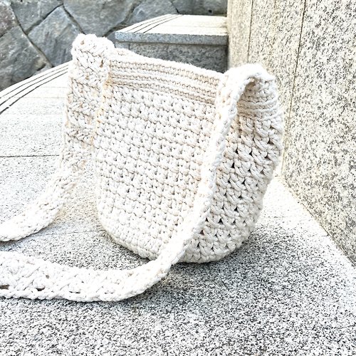CHRIS Art Studio 手工鉤織圓底斜挎包【Crochet bag】