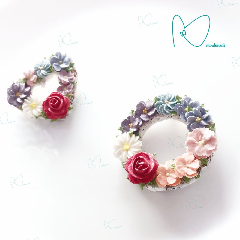 Small fresh* handmade lace retro wooden clay flower brooch - เข็มกลัด - ดินเหนียว หลากหลายสี