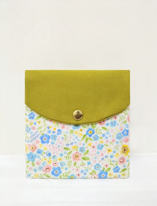逐一手作 日本小碎花布/衛生棉包/行動電源收納