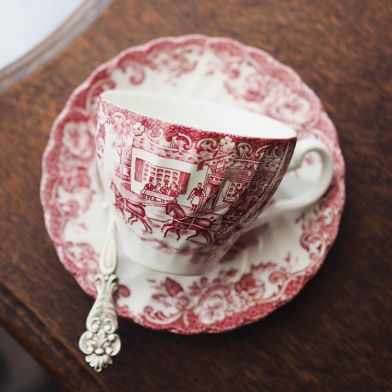 British Johnson Bros vintage red and white cup and saucer set - แก้วมัค/แก้วกาแฟ - ดินเผา สีแดง