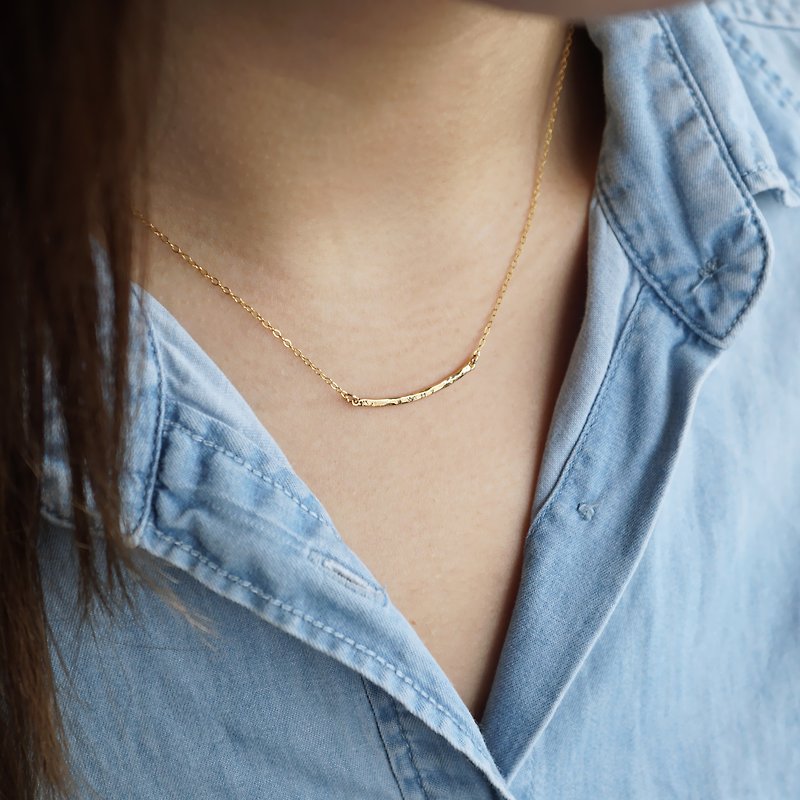 Gold Hammered Smile Bar Necklace - Necklaces - Gemstone Gold
