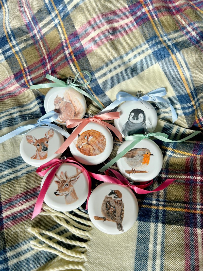 訂製寵物聖誕掛飾/手繪個人化寵物裝飾品 - 吊飾/掛飾 - 塑膠 白色