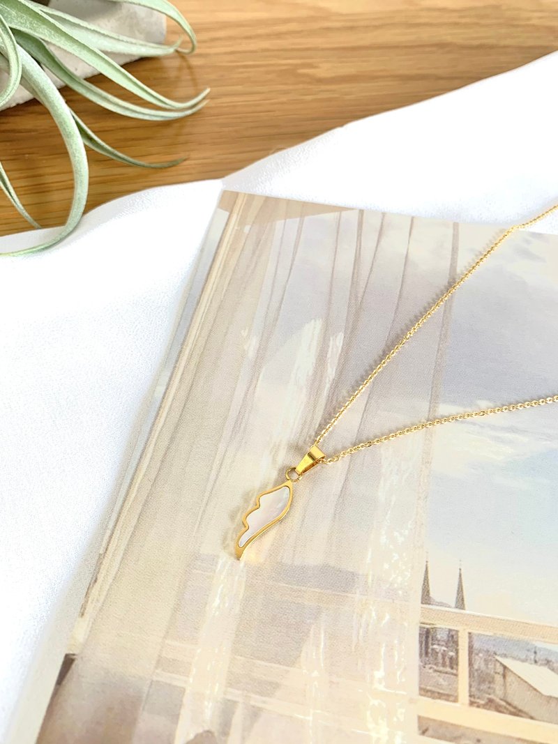 Wing Necklace Thick Gold Necklace Clavicle Chain Dream Style Inlaid Shell - สร้อยคอ - โลหะ สีทอง