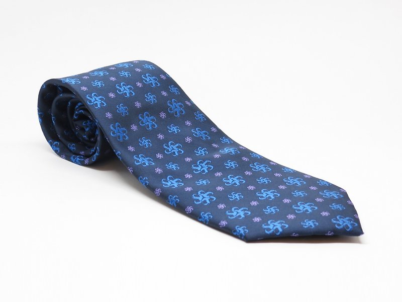 TUT texture tie-calm blue - เนคไท/ที่หนีบเนคไท - เส้นใยสังเคราะห์ สีน้ำเงิน