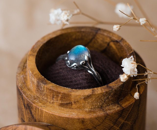 Kynlee Nature Labradorite popular Ring