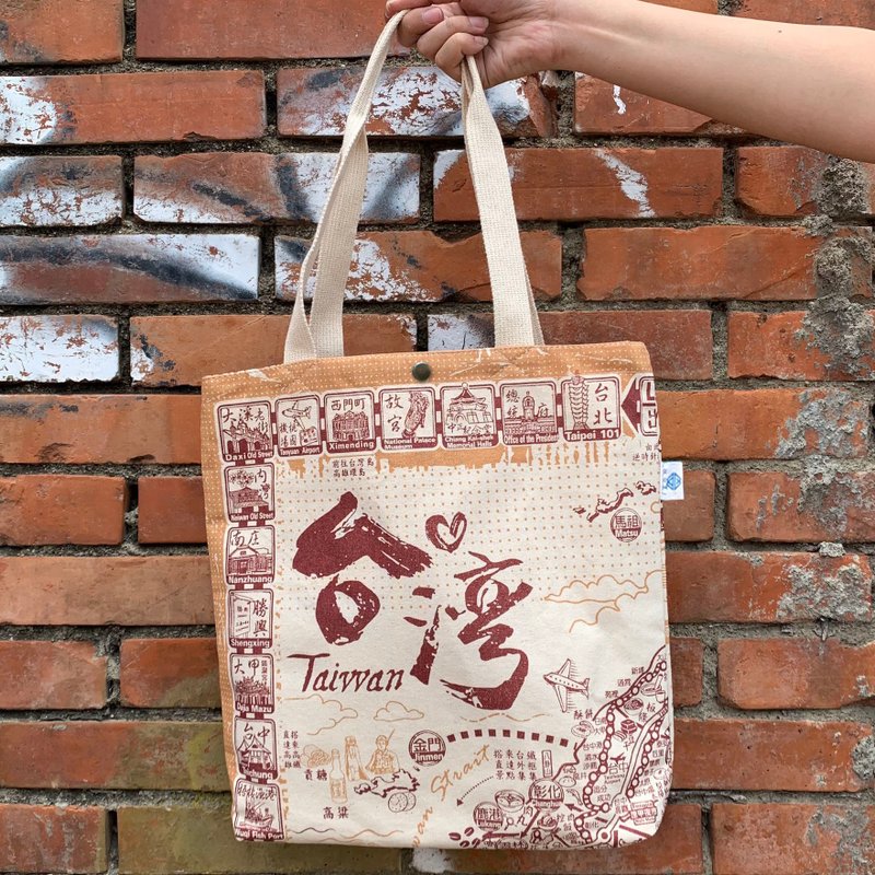 Taiwan Map Canvas Bag - Red - กระเป๋าถือ - วัสดุอื่นๆ สีแดง