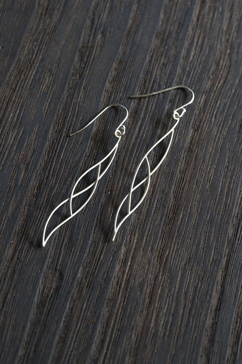 Fanying 925 Silver Earrings - ต่างหู - เงิน สีเงิน