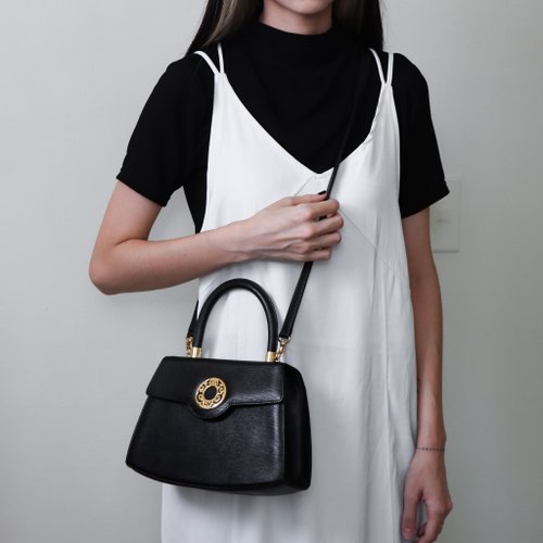 【HANAE MORI】パーティーバッグ HANAE MORI パーティーバッグ サークルロゴ ゴールドチェーン