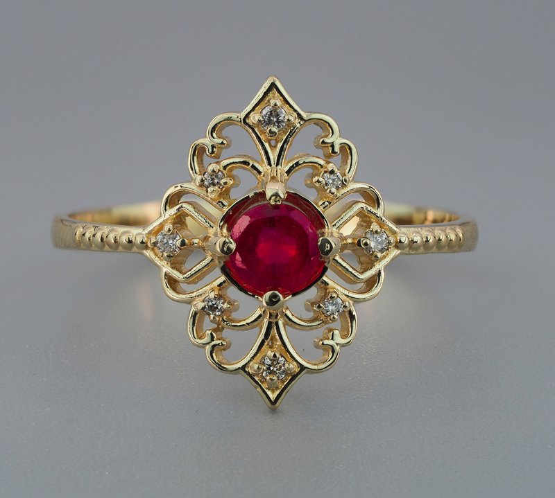 Natural ruby and diamonds ring - 戒指 - 貴金屬 金色