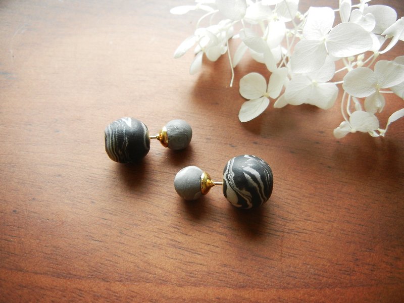 *coucoubird*Black and gray soft ceramic mixed color double-sided earrings/single