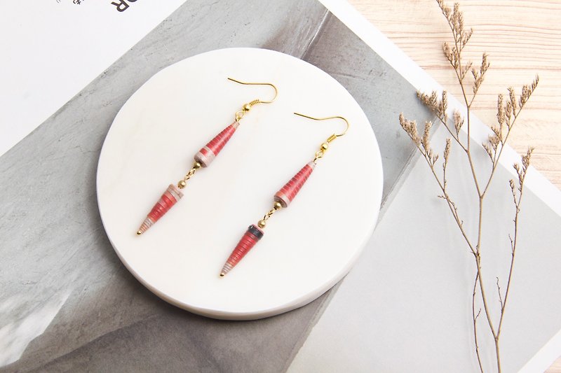 Red Long Awl Gold Bead Earrings - ต่างหู - กระดาษ สีแดง