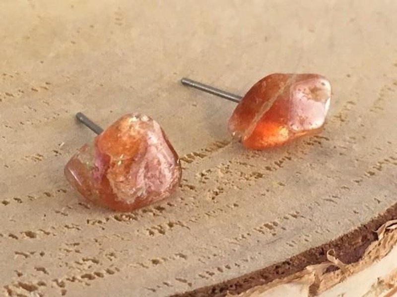 Oregon sunstone ◇ Titanium post stud ◇ Earrings - ต่างหู - เครื่องเพชรพลอย 
