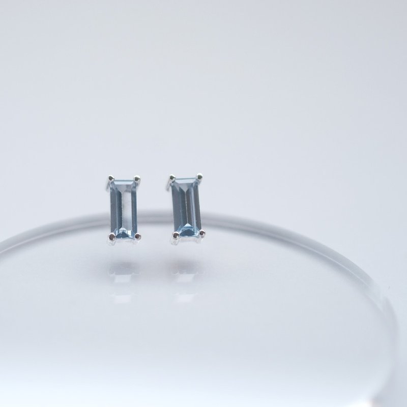 Mini Aquamarine Square Earrings Silver 925 - ต่างหู - โลหะ สีน้ำเงิน