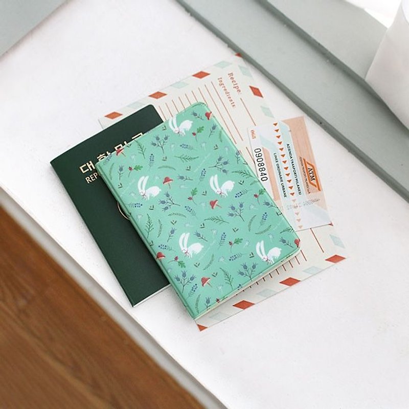 indigo-旅行-柳林風聲軟質護照套-薄荷兔,IDG09762 - 護照套 - 塑膠 綠色