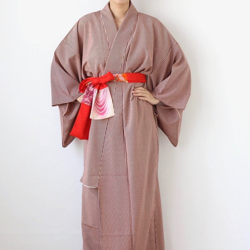 stripe kimono, vintage Japanese kimono, casual kimono, kimono long /1839 - ชุดราตรี - เส้นใยสังเคราะห์ สีม่วง