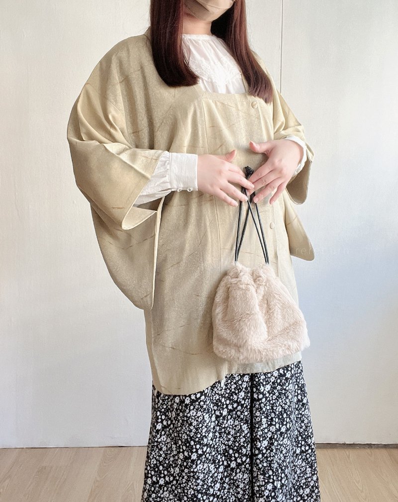 日本製和風印花薄款卡其淺綠古著羽織道行和服外套 - 女大衣/外套 - 聚酯纖維 卡其色