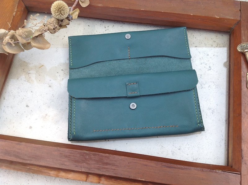 Long clip, long wallet, clutch, hand-stitched, leather green magnetic charge - Wallets - Genuine Leather Green