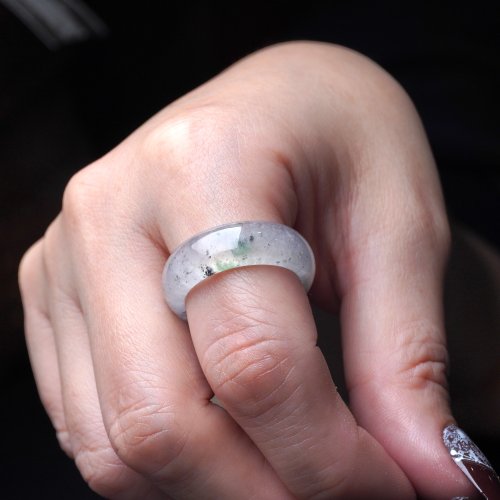 瓔珞珠寶盒 E.L.Jewelry Box 玻璃種飄花翡翠戒指戒圈 | 國際18圍 | 天然緬甸玉翡翠A貨 | 送禮
