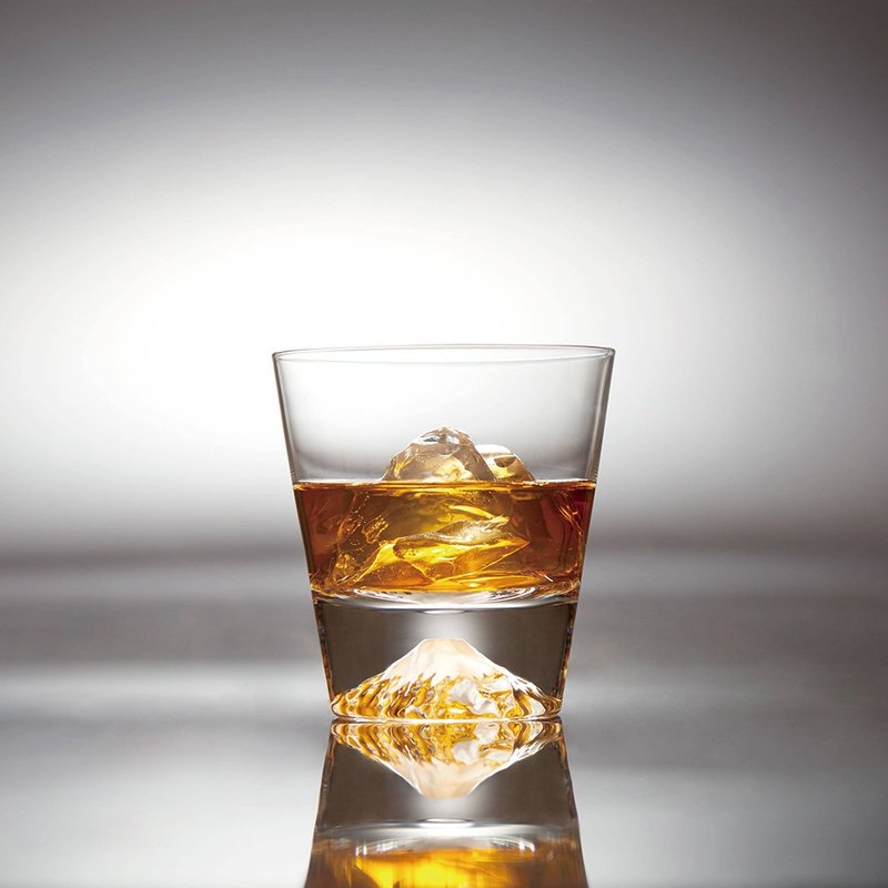 日本田島硝子 日本製富士山雕花威士忌杯 富士山杯-經典款 - 玻璃杯 - 玻璃 透明