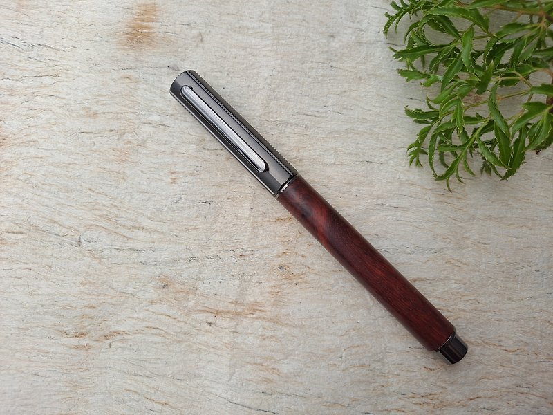 ローズウッドログ手作りペンペン - 万年筆 - 木製 