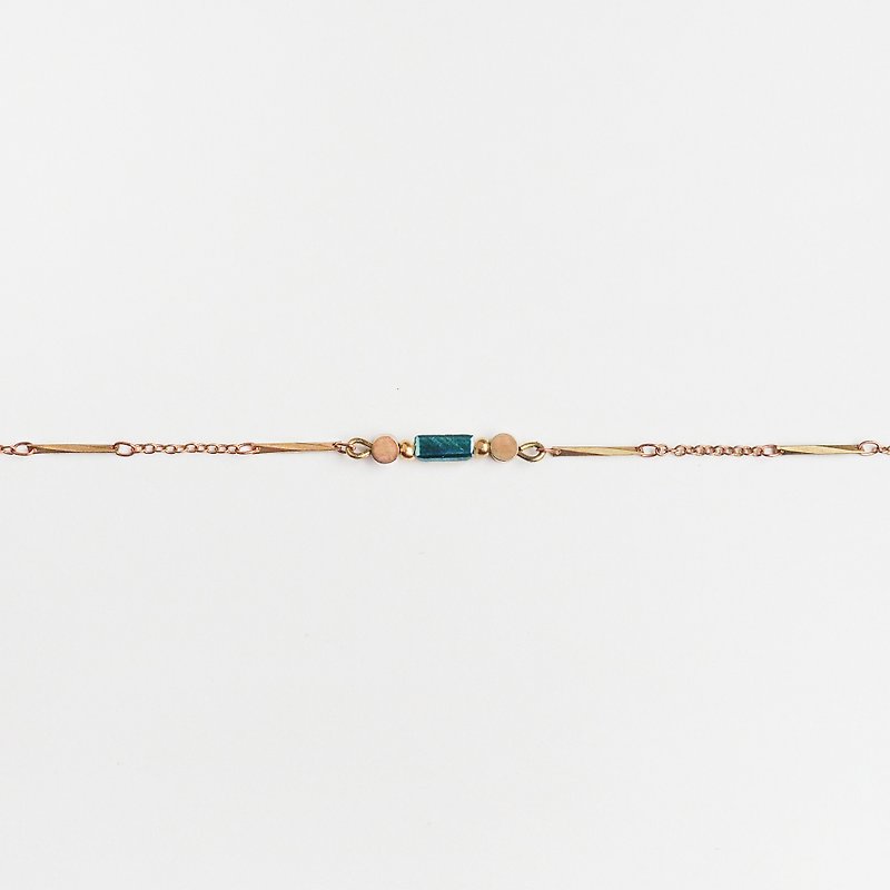 Glass Chain bracelet (green) - Bracelets - Colored Glass Gold