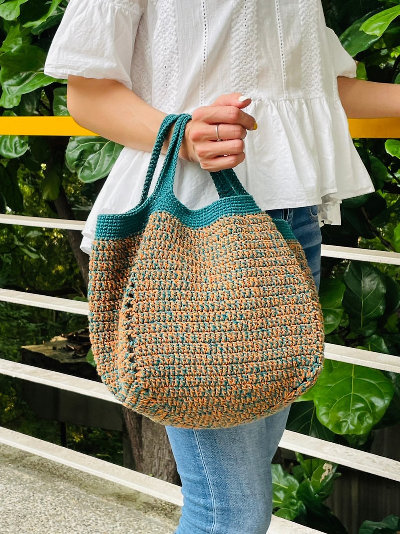 Material bag generous handbag with teaching handout/woven material bag