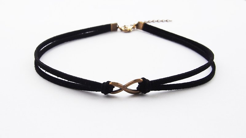 Brass Infinity black suede choker/necklace - สร้อยคอ - วัสดุอื่นๆ สีดำ
