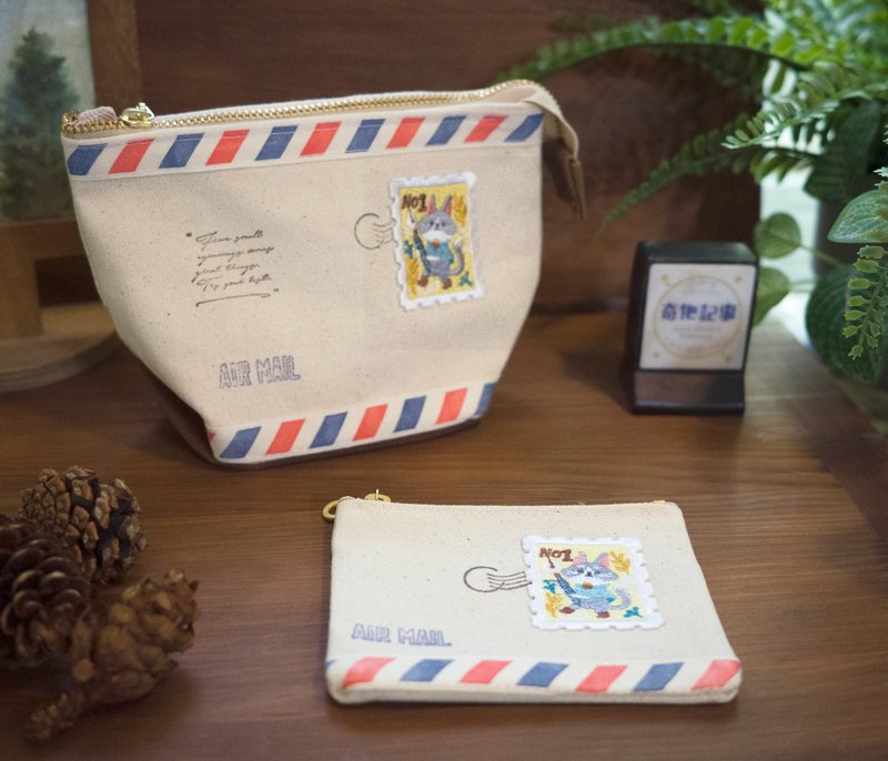 Cat Stamp Envelope Shape Coin Purse Cosmetic Bag Storage Bag - กระเป๋าเครื่องสำอาง - ผ้าฝ้าย/ผ้าลินิน 