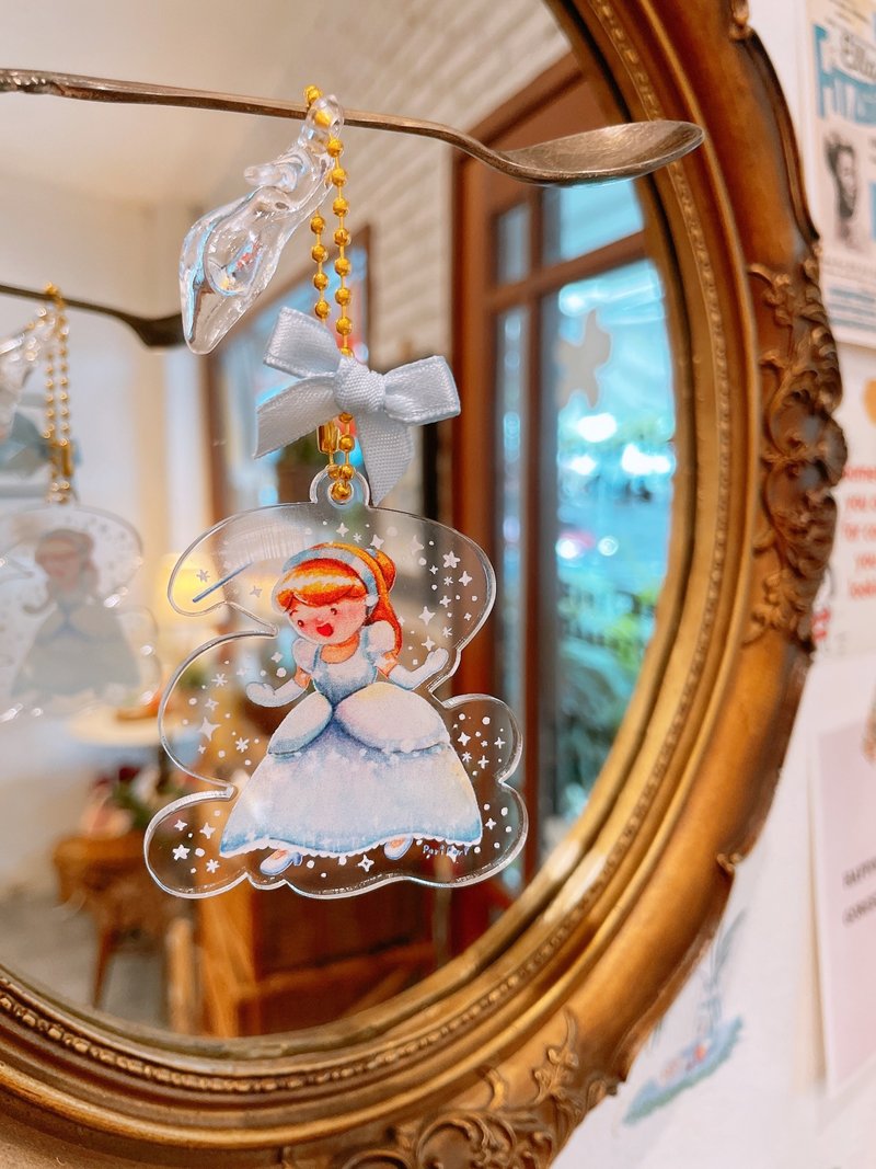 Cinderella l Acrylic Keychain - 吊飾/掛飾 - 壓克力 多色