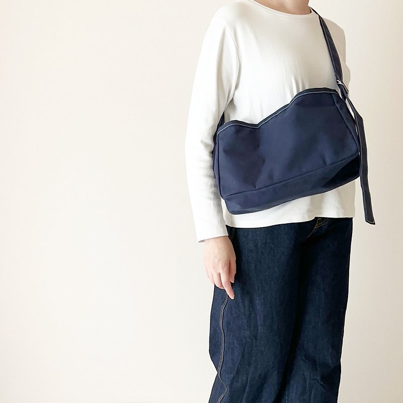 Square Shoulder Paraffin Navy - Messenger Bags & Sling Bags - Cotton & Hemp Blue