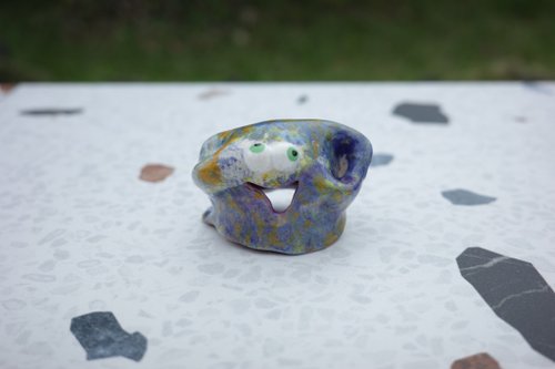 KO CERAMICS 小鬼寶包-脫窗鬼 | 小夜燈、薰香座 |