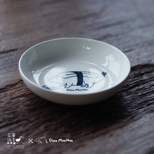 青白磁 龍絵皿 木箱入り陶器の皿。 楽天市場】龍 皿の通販