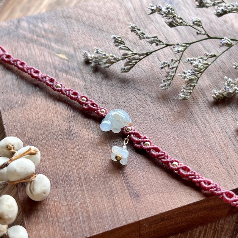 Jade Featured Little Turtle- Wax Thread Lace Bracelet - สร้อยข้อมือ - หยก สีแดง