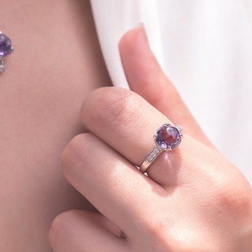 MARON Jewelry Little Daydream Ring with Amethyst