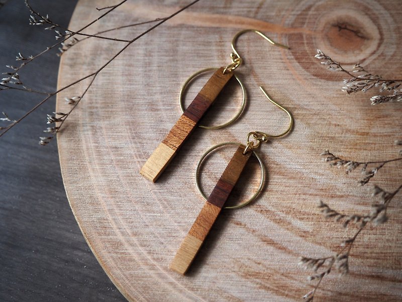 Handmade four-color wooden earrings-arrangement 1 - Earrings & Clip-ons - Wood 