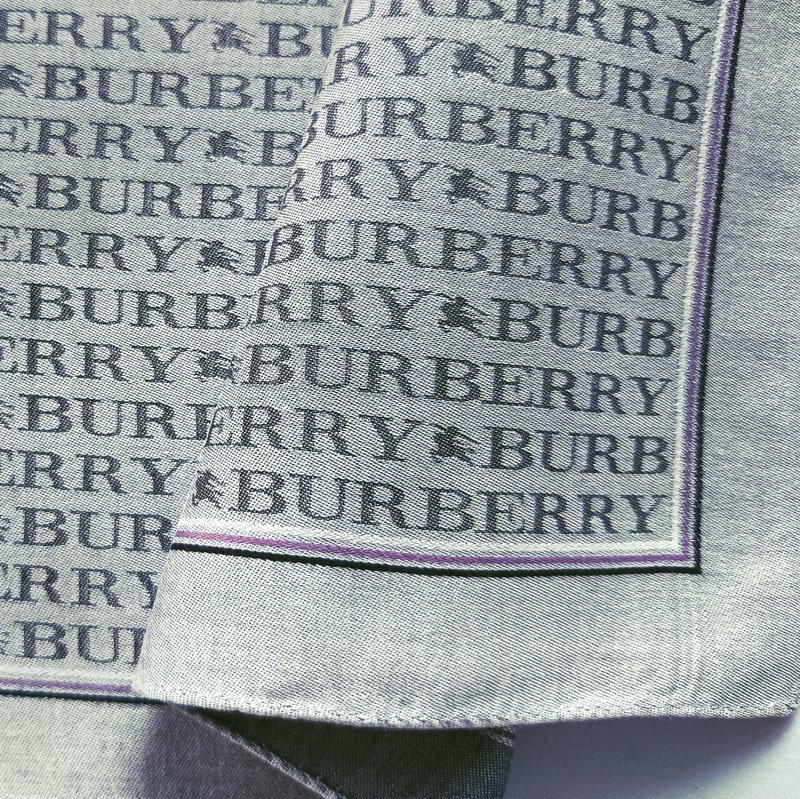 Burberry 古董手帕 口袋巾 標誌 字母組合 19 x 19 英吋。 - 手帕 - 棉．麻 灰色