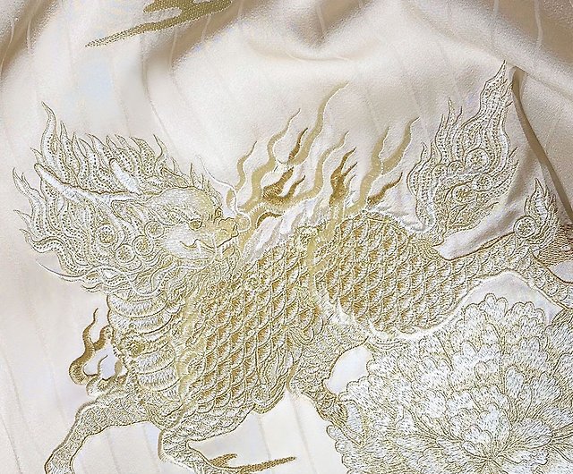 高級感中国シルクハンカチ手作り刺繍鶴刺繍