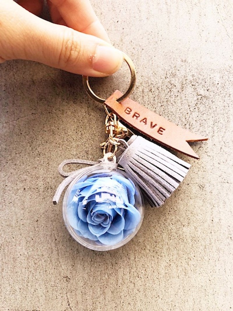 No withered rose key ring Japanese blue rose charm free lettering - ที่ห้อยกุญแจ - หนังแท้ สีน้ำเงิน