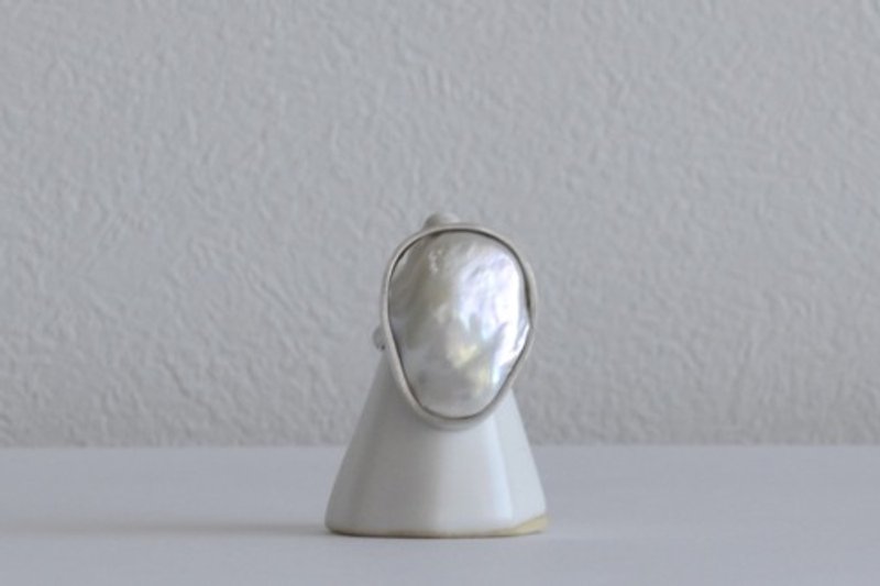 arabesque pearl ring oneoff - リング・指輪 - 金属 