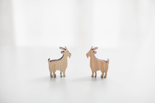 WOOD515 客製化姓名禮物原木淺色造型木片 - 山羊