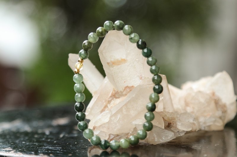 【Series of Bracelet】5.3mm natural Burmese Jade bracelet with Rutilated Quartz - Bracelets - Gemstone Green