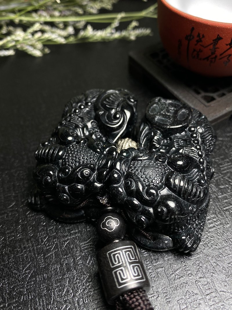 -Natural A-cargo Burmese Jade Ink Cui Bawang Paixiu Handle - Necklaces - Jade Black