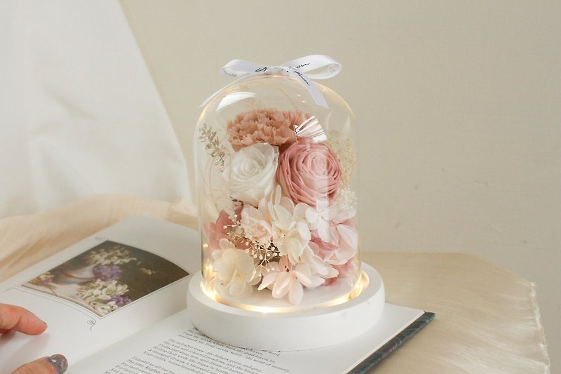 Bean paste milk tea color carnation eternal flower night light/Mother's Day gift/Mother's Day flower gift - Dried Flowers & Bouquets - Plants & Flowers 