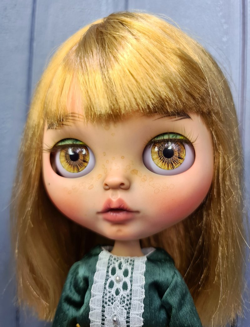 Blythe doll custom ooak - 其他 - 塑膠 黃色