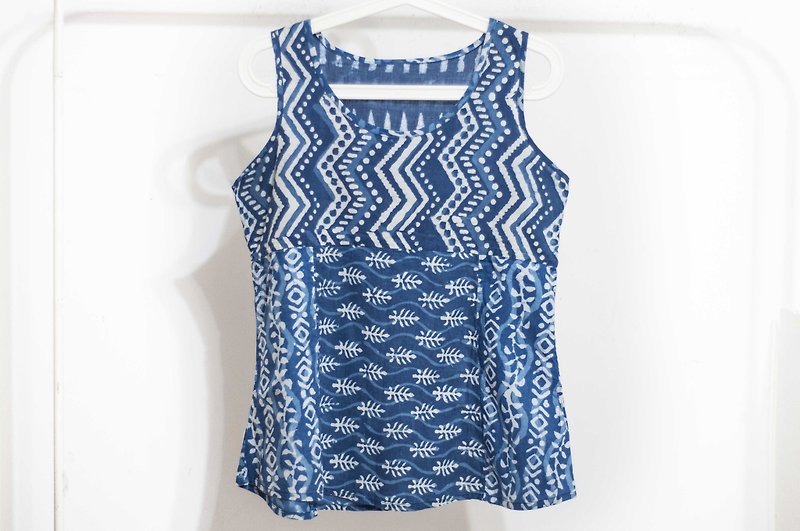 Blue dyed batik cotton top / Indian cotton vest / hand woven stitching vest - forest wind geometry indigo - Women's Vests - Cotton & Hemp Blue