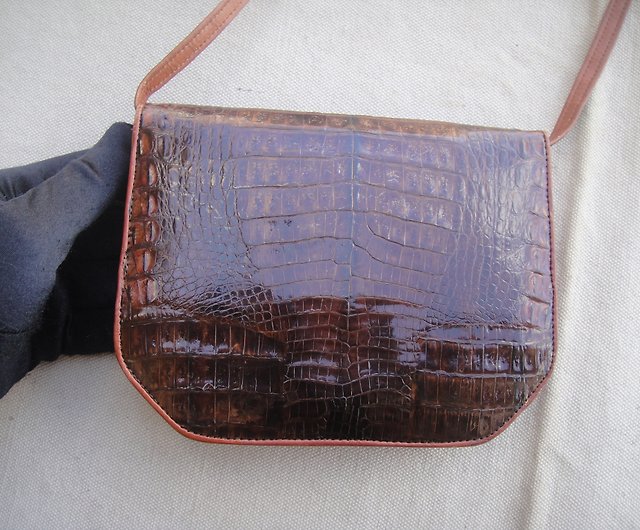 Old Time OLD-TIME] Early second-hand old bag BONIA handbag - Shop OLD-TIME  Vintage & Classic & Deco Handbags & Totes - Pinkoi