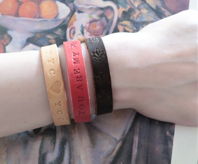 正規希少 非売品 ヴェルサーチ アイコンロゴ文字 灰皿 黒×白