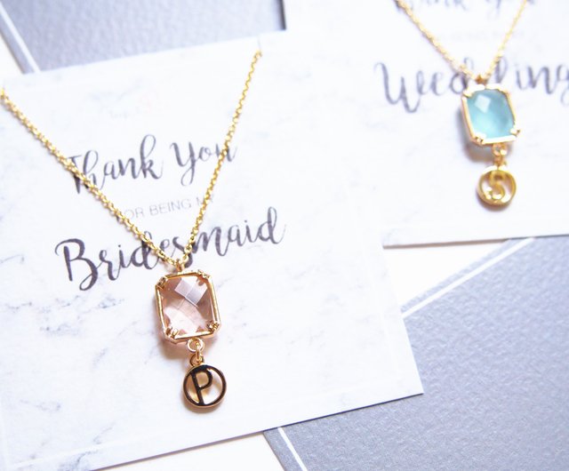 カスタマイズされた 英語のアルファベット 金張りの縁取りの正方形のガラス模造宝石用原石のネックレス 45cmの香りの色 ショップ Keepitpetite チョーカー Pinkoi カスタマイズされた 英語のアルファベット 金張りの縁取りの正方形のガラス模造宝石用原石のネックレス 45cmの香りの色 ショップ Keepitpetite チョーカー Pinkoi